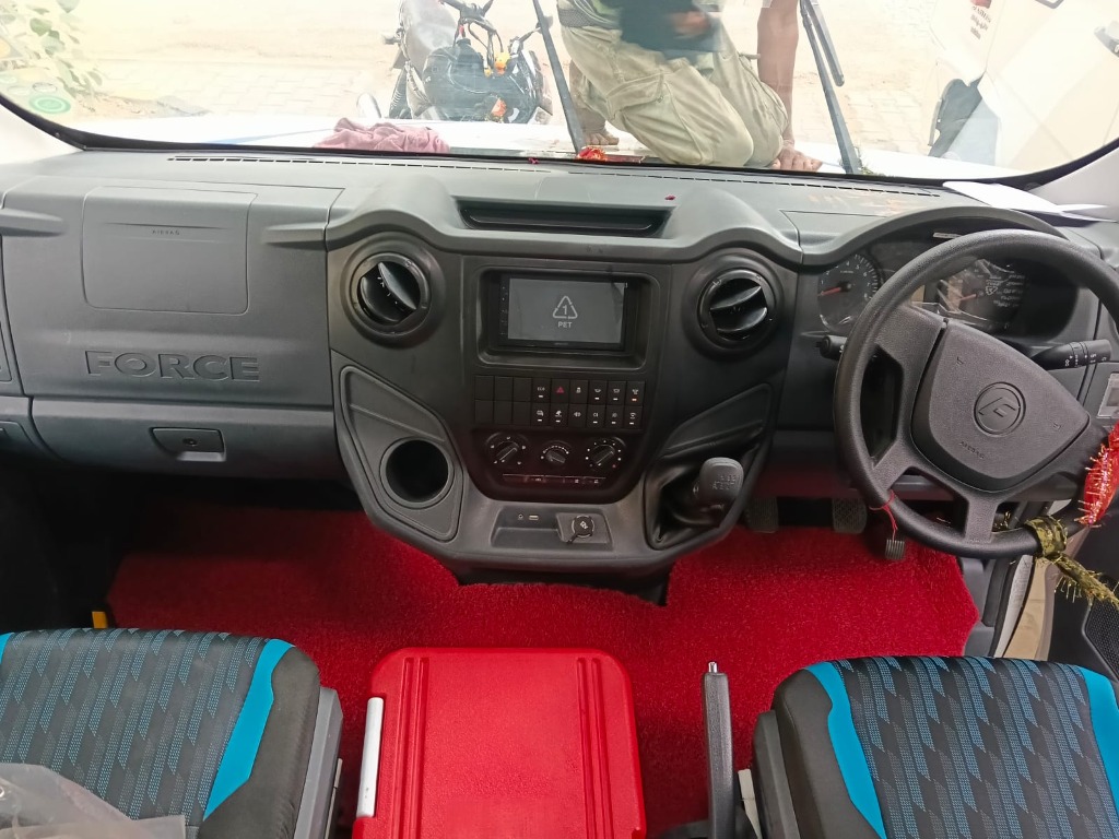 Force Urbania 16 seater interior